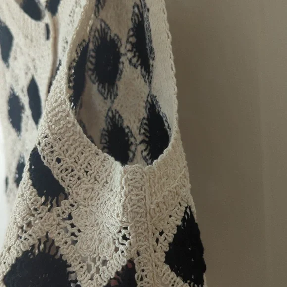 Sezane Ron Top Black Ecru - Size S - Picture 3 of 4